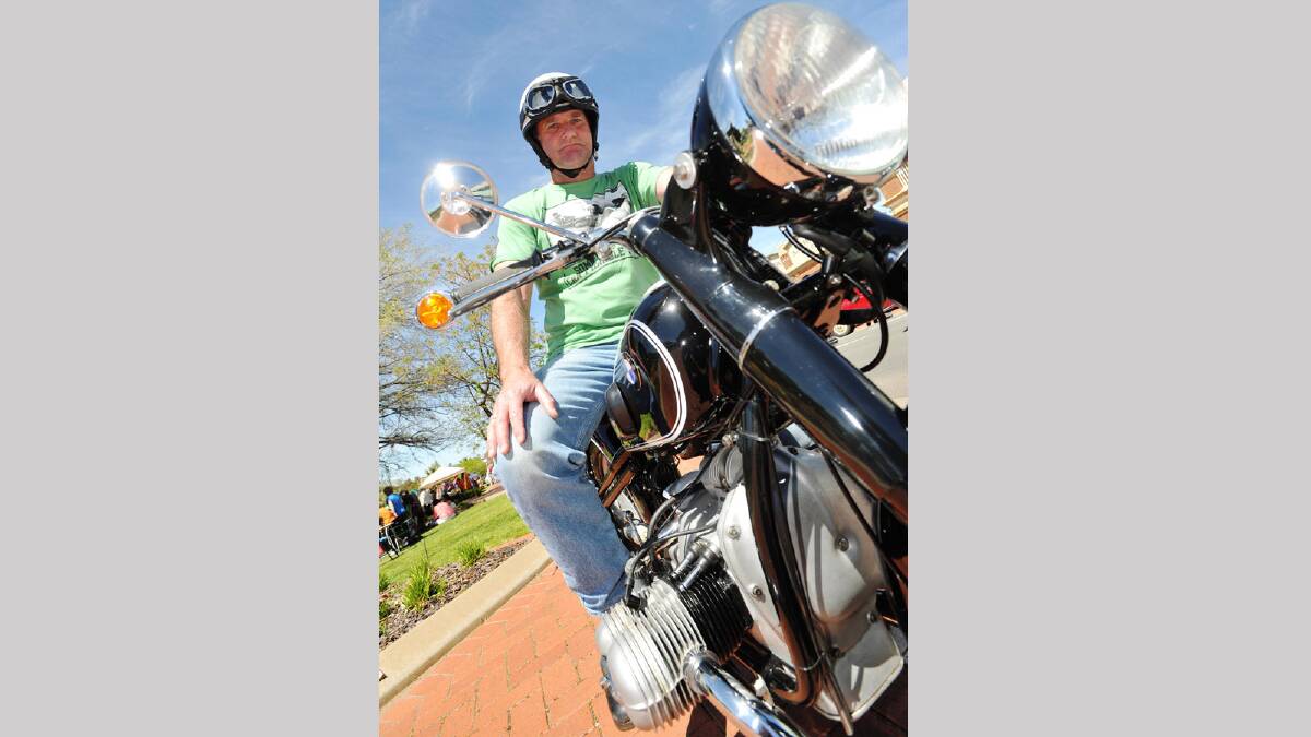 Barry Waugh with his '50 BMW R51 Stroke 2 at the Wagga Scarecrow Festival. Picture: Alastair Brook