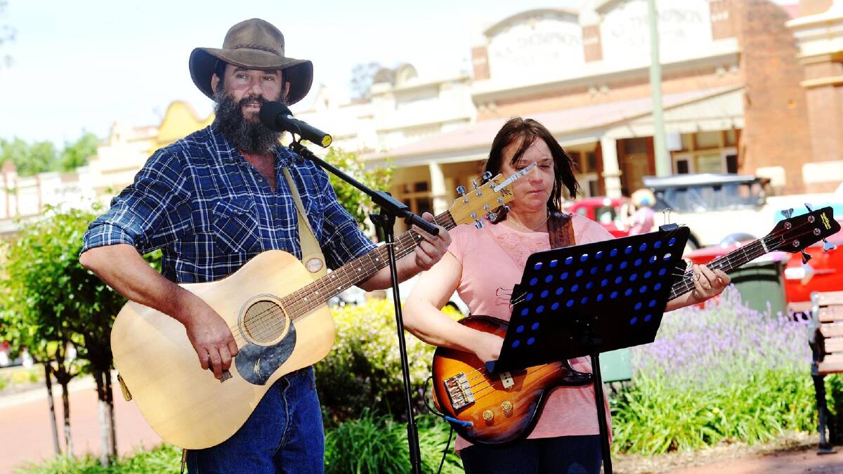 John Smith with wife Christine perform at the Coolamon Scarecrow Festival. Picture: Alastair Brook