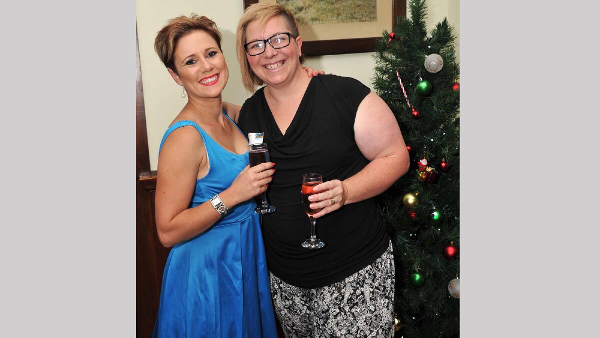 Kristie Charlton from the Academy of Styling and Simone Eyles with 365Cups at the Wagga Wagga Business Chamber Christmas Party. Picture: Michael Frogley