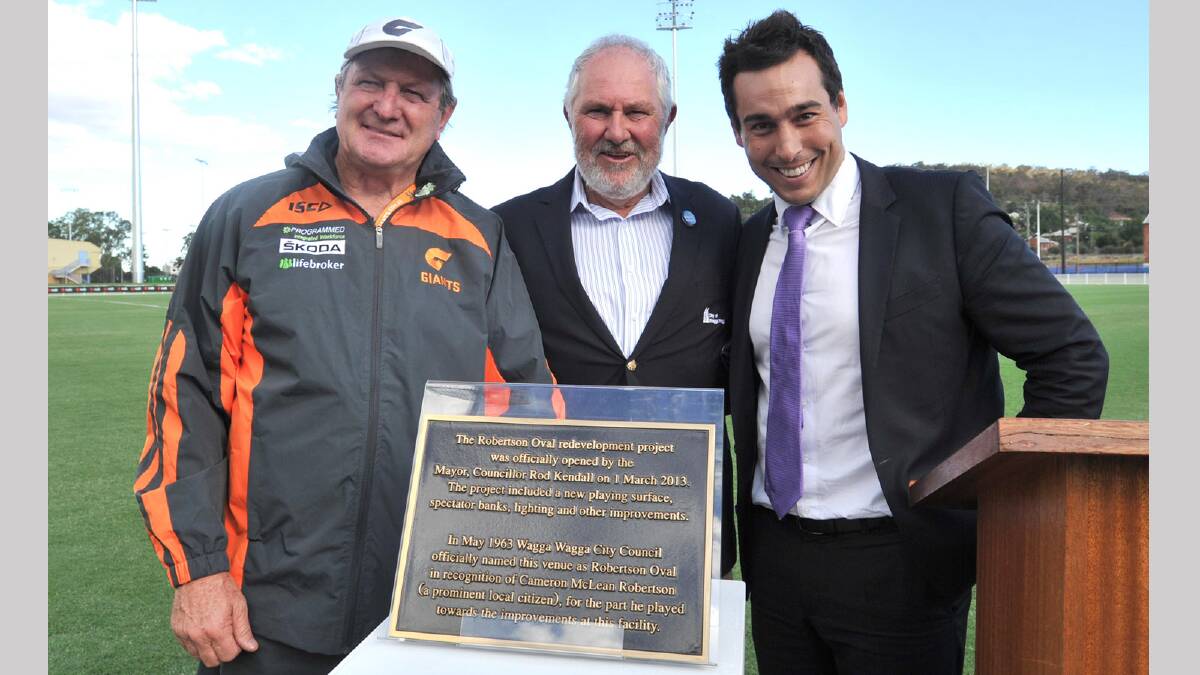 Giants coach Kevin Sheedy with mayor Rod Kendall and AFL NSW/ACT operations manager Joseph La Posta. Picture: Les Smith