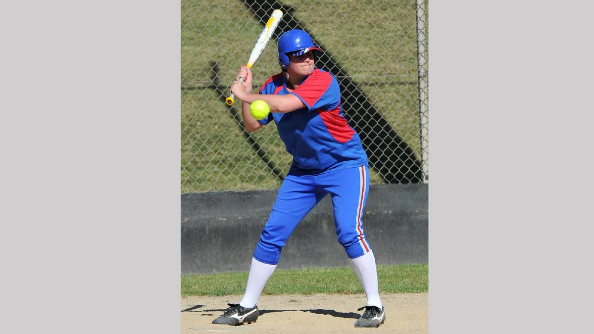 Blue J's batter Jessica Brien lines up a pitch. Picture: Michael Frogley