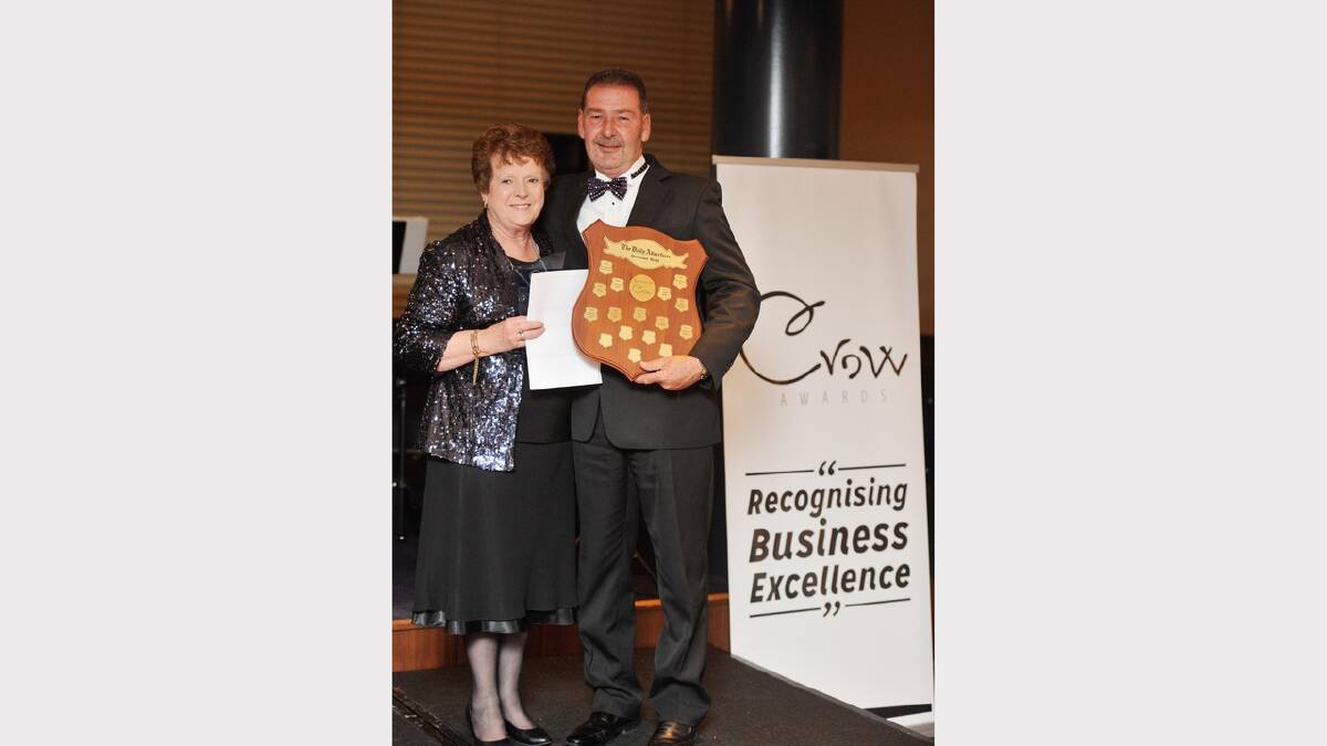 Riverina Media Group General Manager Gary Olson Presenting the Daily Advertiser Roll of Honour recipient award to Yvonne Braid. Picture: Alastair Brook