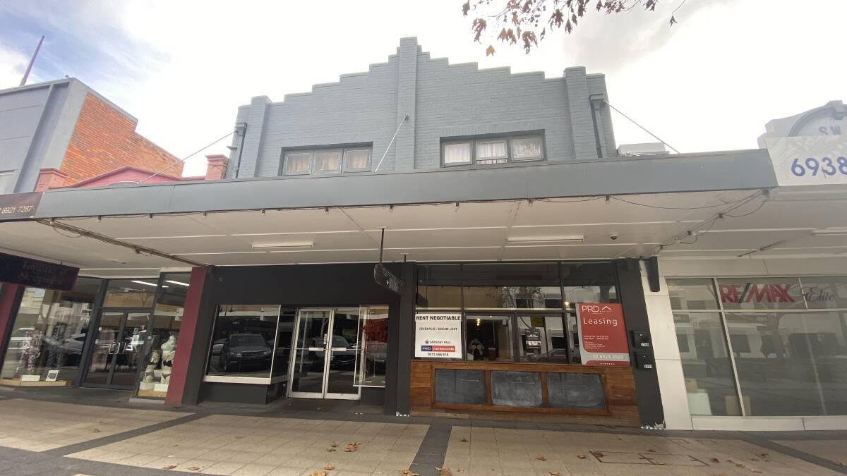 A cellar door and bar has been proposed for an empty shop on Baylis Street. Picture: Penny Burfitt