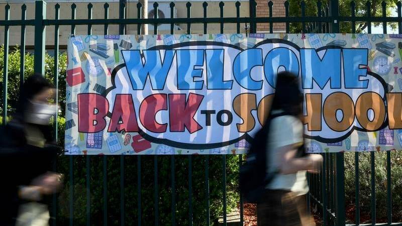 Wagga parents split on whether back-to-school should be delayed