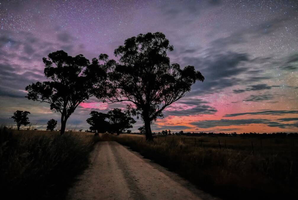 GLOWING SKY: Ian Williams snapped this stunning image of last Thursday's aurora australis about 40kms outside of Wagga. Picture: Ian Williams
