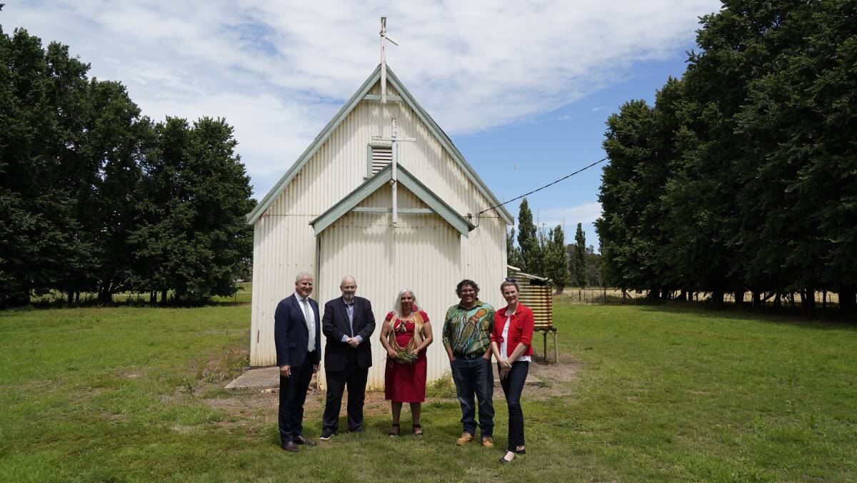 Riverina MP Michael McCormack, Wired Lab chairman Andrew Clinton, Wired Lab board member and Wiradjuri community consultant Aunty Cheryl Penrith, Wiradjuri community consultant Peter Beath and Wired Lab artistic director and CEO Sarah Last. Picture: Supplied