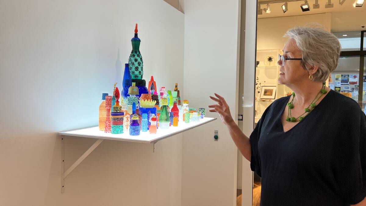 Wagga Art Gallery curator Dr Lee-Anne Hall explains one of the works featured in the new show 'Plastic: unwrapping the world'. The piece is by Sarah Goffman.
