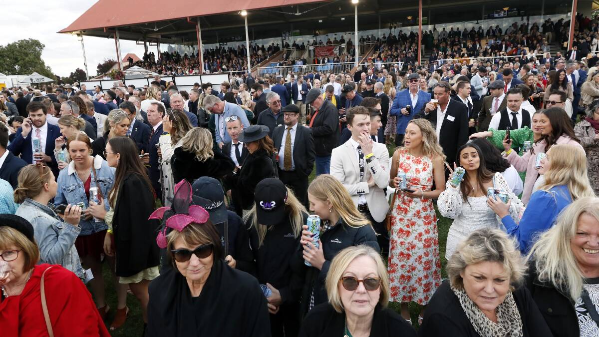 RACE DAY: Thousands attended Wagga's biggest race day, but police recorded few incidents. Picture: Les smith