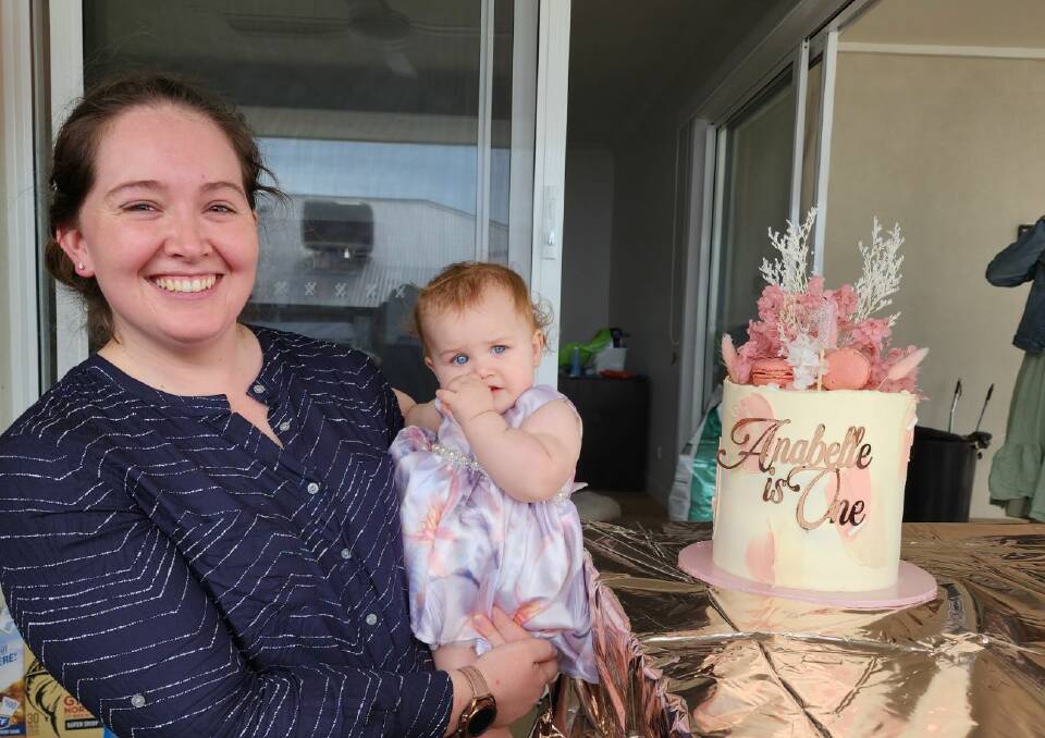 Caroline Duddy is forced to travel an hour everyday to drop her daughter at daycare as Wagga's childcare situation reaches 'disheartening levels'. Picture supplied.