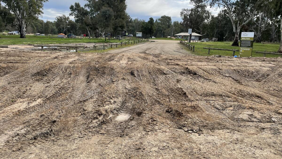 The makeshift levee currently blocking the vehicle entrance to Wilks Park will not be removed by council. Picture: Tim Piccione