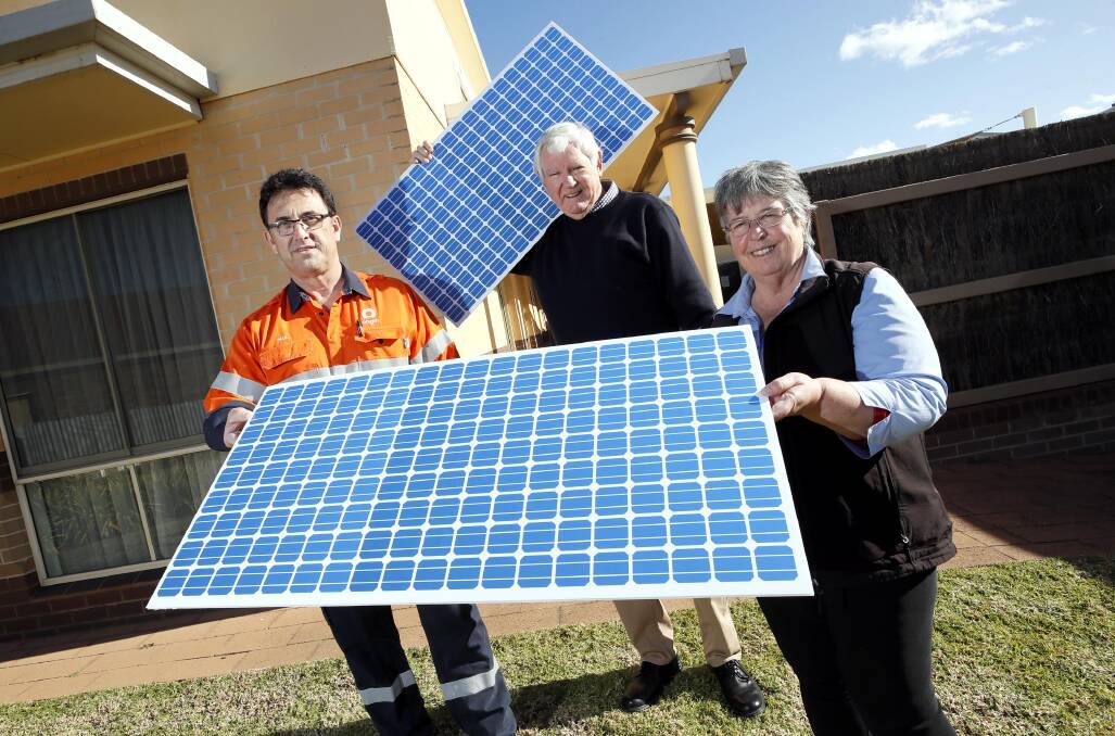 Lilier Lodge has been named the national grand prize winner for its efforts supporting cancer patients during radiotherapy. Pictured (R) Lilier Lodge Manager Margaret Dalmau with volunteer Jim Gibson and Paul Olsen from Origin Energy. Picture: Les Smith