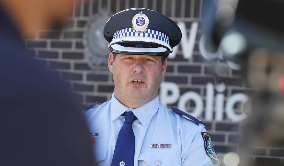 DRUG BUST: Detective Chief Inspector Winston Woodward addressing the media at Wagga Police Station on morning. Photo: Les Smith
