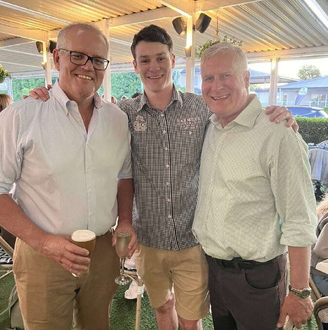 Former prime minister Scott Morrison (l), Daniel Saunders and member for Riverina Michael McCormack. Picture courtesy Farmers Home Hotel.