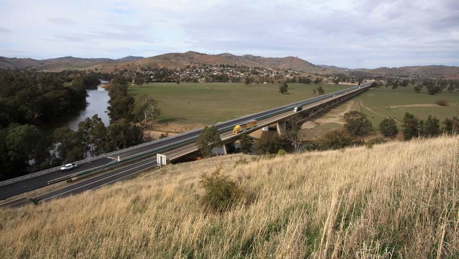 BRIDGE REVAMP: The Sheahan Bridge on the Hume Highway crosses the Hume Highway at Gundagai. Picture: Transport for NSW
