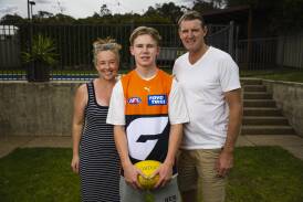 Harvey Thomas at home with his parents Jo and Russ ahead of his move to Sydney this weekend to start training with Greater Western Sydney (GWS). Picture by Ash Smith