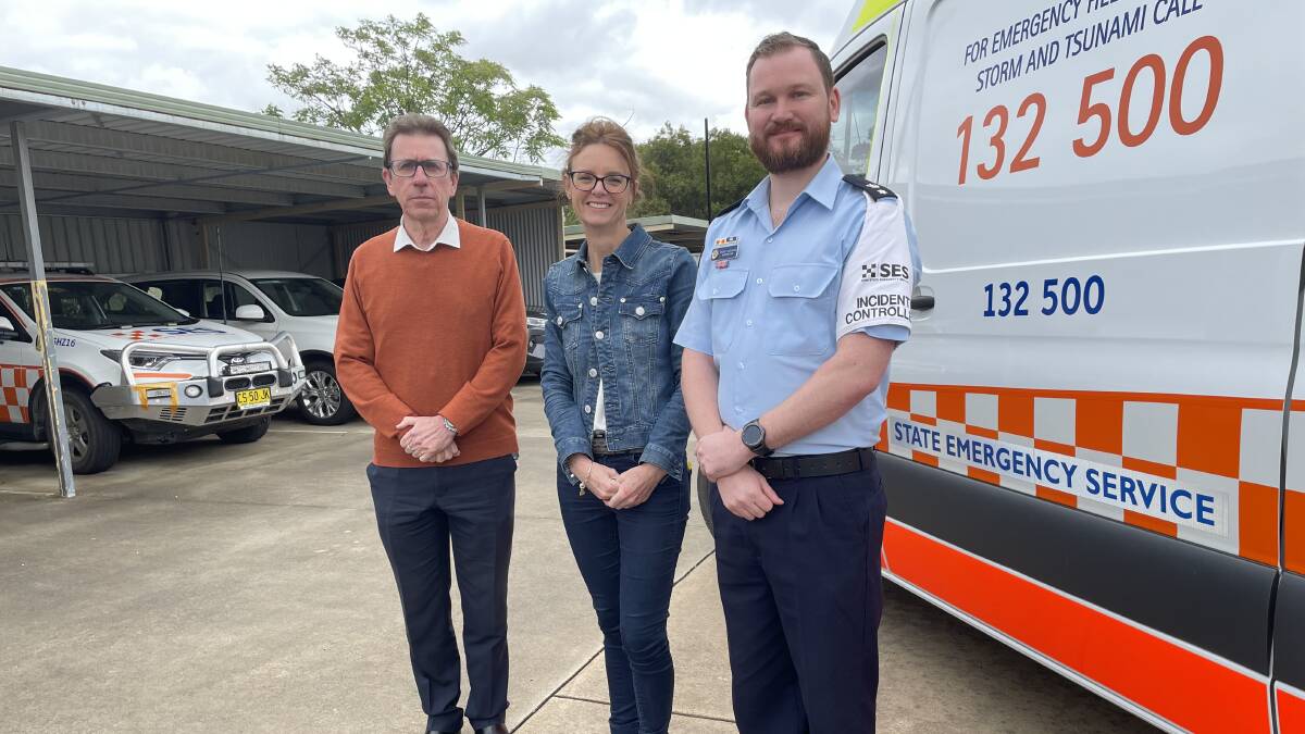 Member for Wagga Joe McGirr, Minsiter for Emergency Services and Resilience Steph Cooke and NSW SES deputy incident controller for southern region Shane Hargrave address the flood situation on Tuesday. Picture by Georgia Rossiter