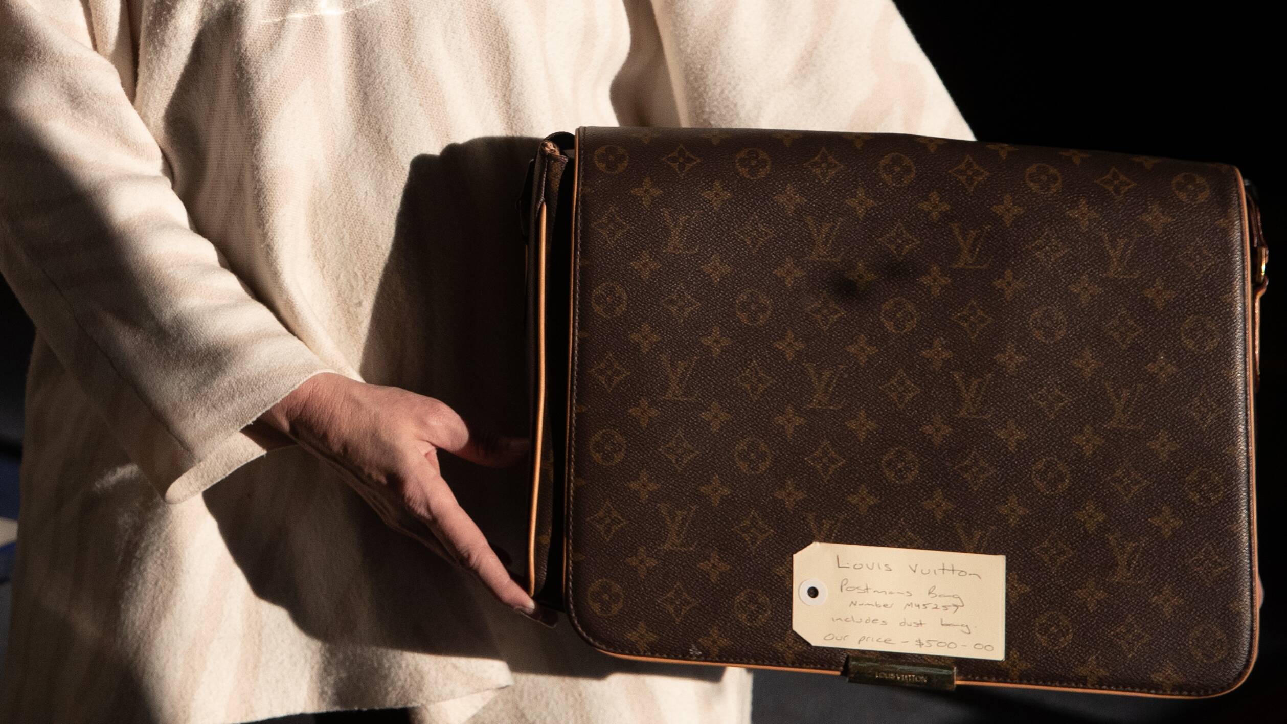 Louis Vuitton Abbesses Messenger travel crossbody bag
