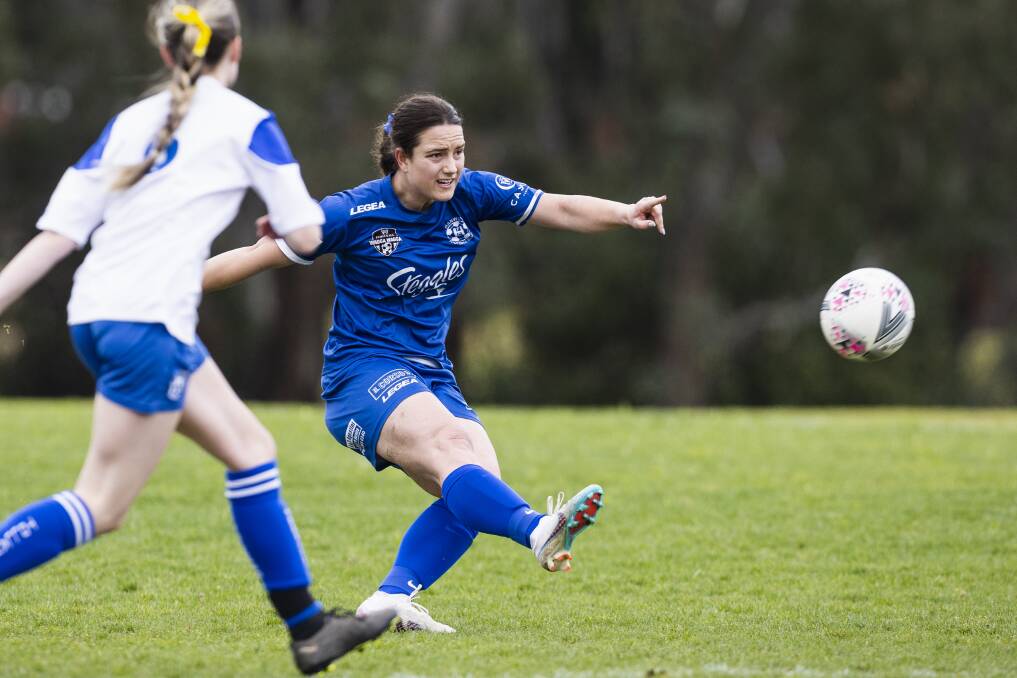 Hanwood's Johane Oberholzer in action during the 2023 Leonard Cup season. Picture by Ash Smith