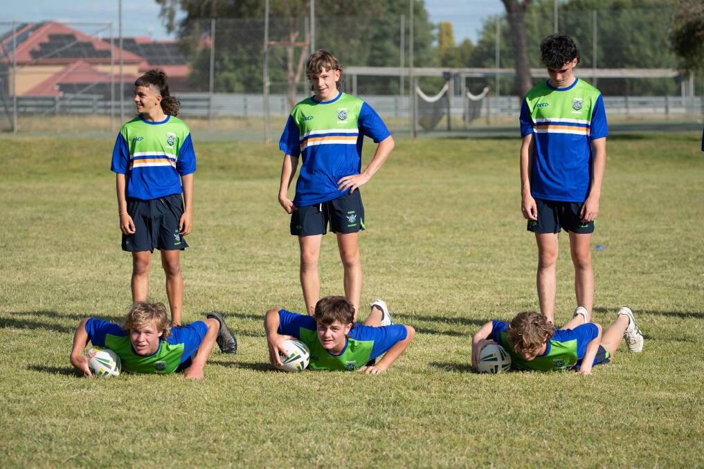 Josh Harris with Caius Mescia, Tyler Jordan with Diezel Watson, Isaac Pratt with Lucus Roberts in a pairs drill at Canberra Raiders Academy training. Picture by Madeline Begley