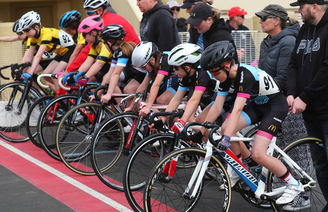 BIG EVENT: Local juniors line up for the start of last year's Golden Wheel. Picture: Emma Hillier