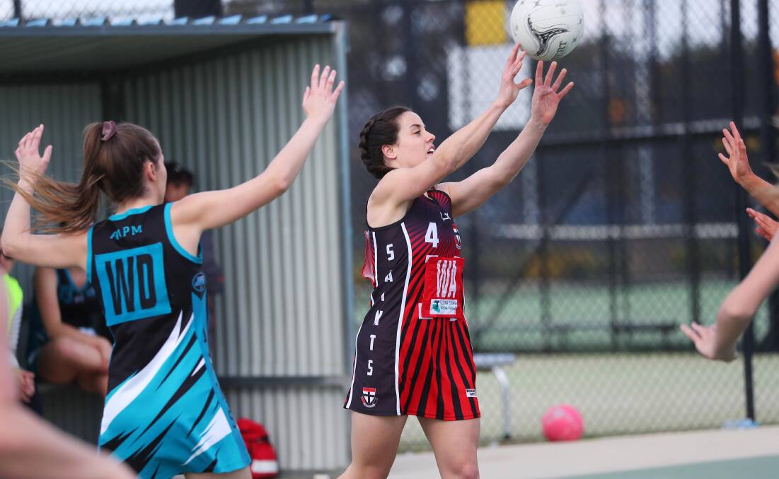 Megan Porter in action for North Wagga Saints.