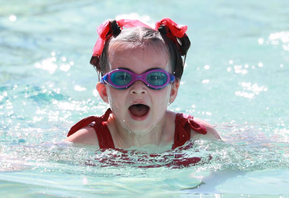 MAKING A SPLASH: Eight-year-old Nellie Struthers competing in the 25m breaststroke at Lutheran Primary School's swimming carnival on Wednesday. Picture: Les Smith