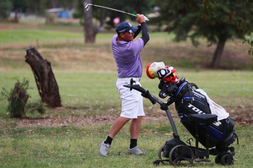 NAIL BITER: Michael Hazell held off a fast-finishing Heath Russell to win Wagga City's club championship by one shot after Sunday's final round. Picture: Emma Hillier