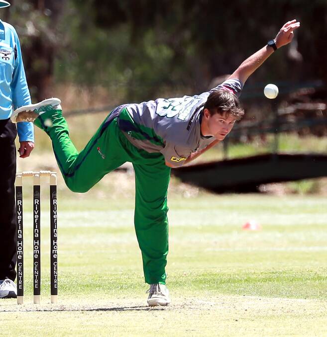 ALL-ROUND EFFORT: Wagga City captain Josh Thompson starred with bat and ball in Tuesday's Twenty20 win over South Wagga. Picture: Les Smith