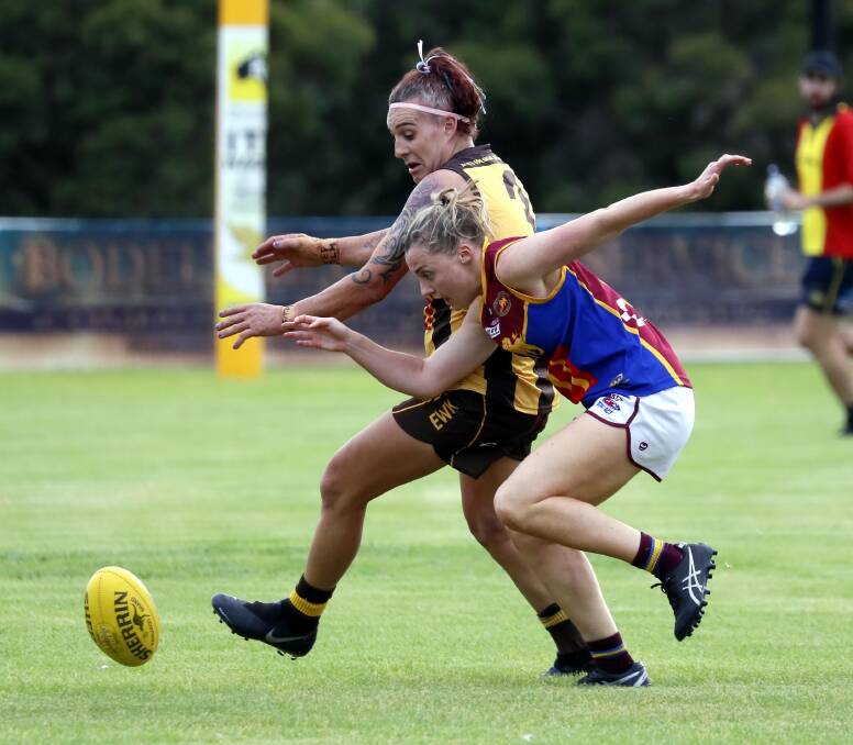 MULTI-TASKING: Stalwart GGGM netballer Prue Walsh is also playing football for the Lions. Picture: Les Smith