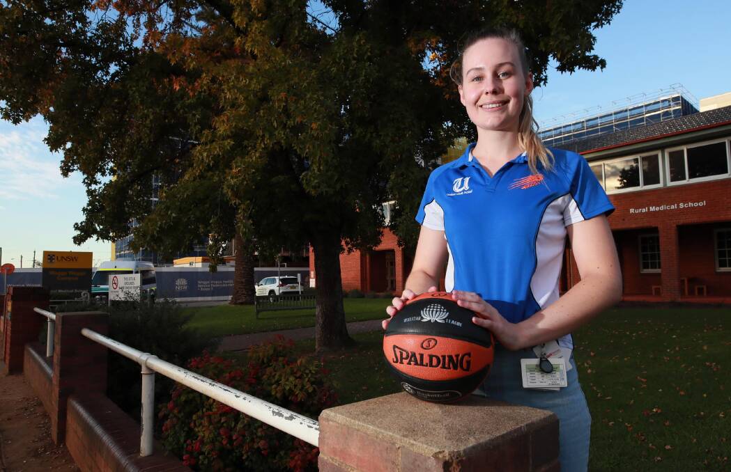 READY: Wagga Blaze basketballer is studying a Doctor of Medicine at the city's University of NSW campus. Picture: Les Smith