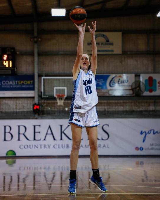 ON THE RISE: Amelia Hassett is putting together strong performances for NSW Country at the Australian Country Junior Basketball Cup in Albury. Picture: Supplied
