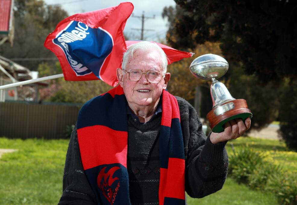 EXCITED: Melbourne dual premiership winner Athol Webb at his home at The Rock this week. Picture: Les Smith