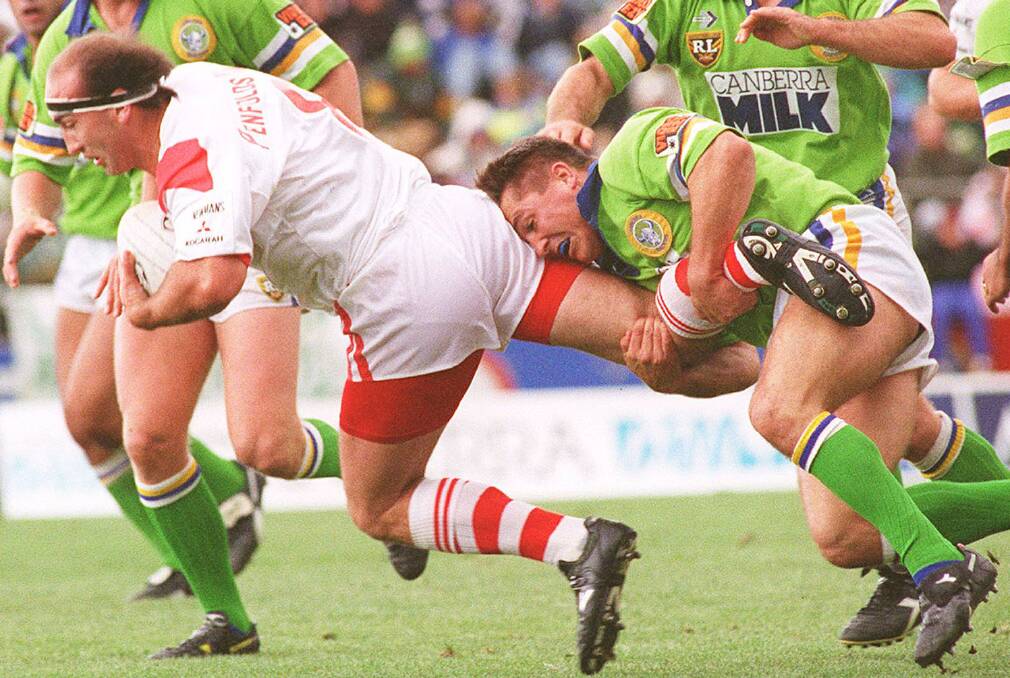 David Barnhill playing for St George in 1999.