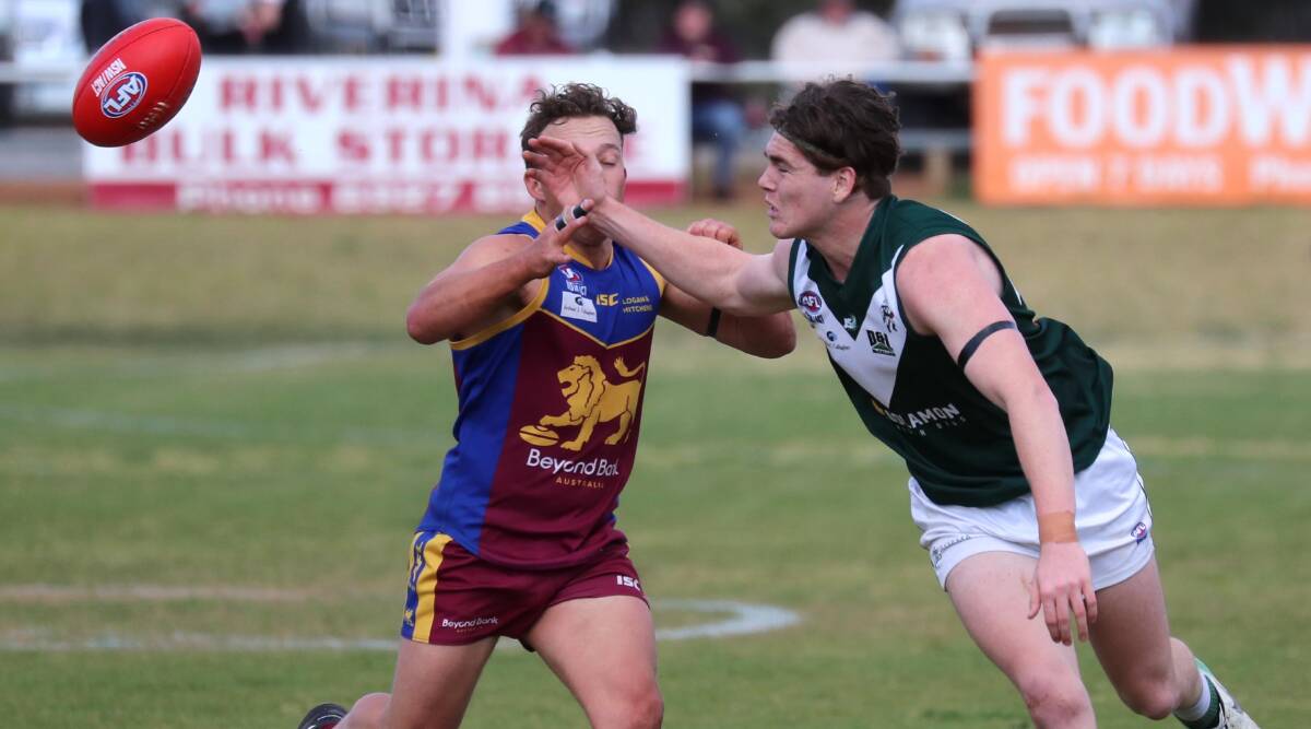 ON HOP: Liam Delahunty playing for Coolamon against Ganmain-Grong Grong-Matong, who he has begun training with, in 2018. Picture: Les Smith