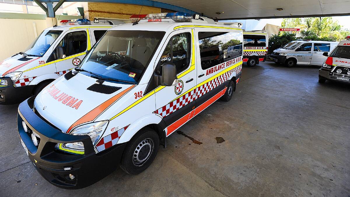 Wagga emergency services are being praised by the main they came to the aid of at the weekend.