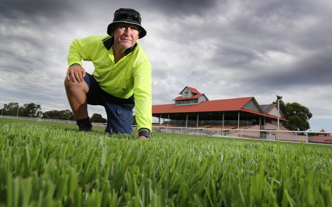 TOP CONDITION: Murrumbidgee Turf Club track manager Mark Hart inspects the renovated Wagga course proper on Tuesday. Picture: Les Smith
