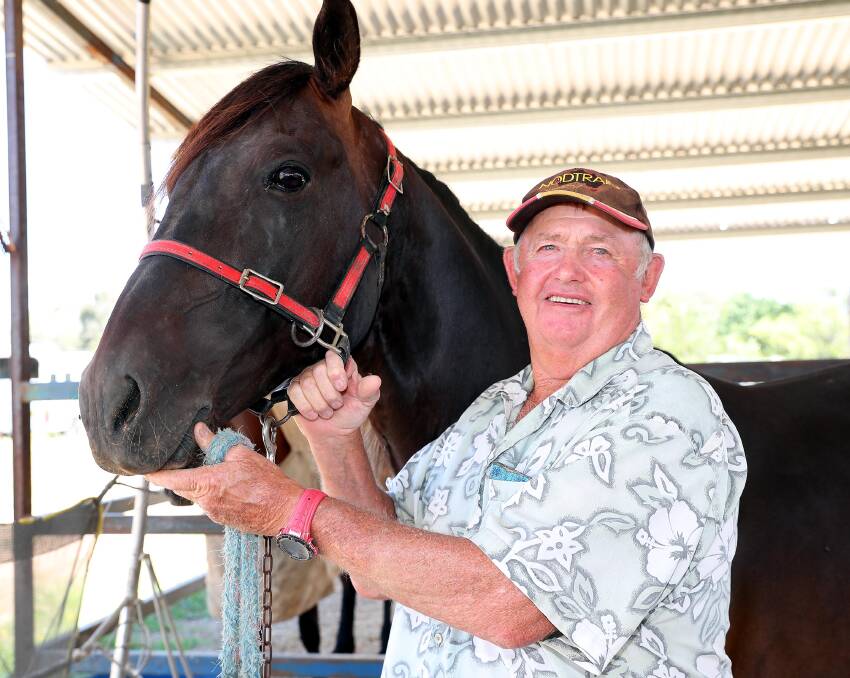 Wagga trainer Terry Powter with Go Scotty.