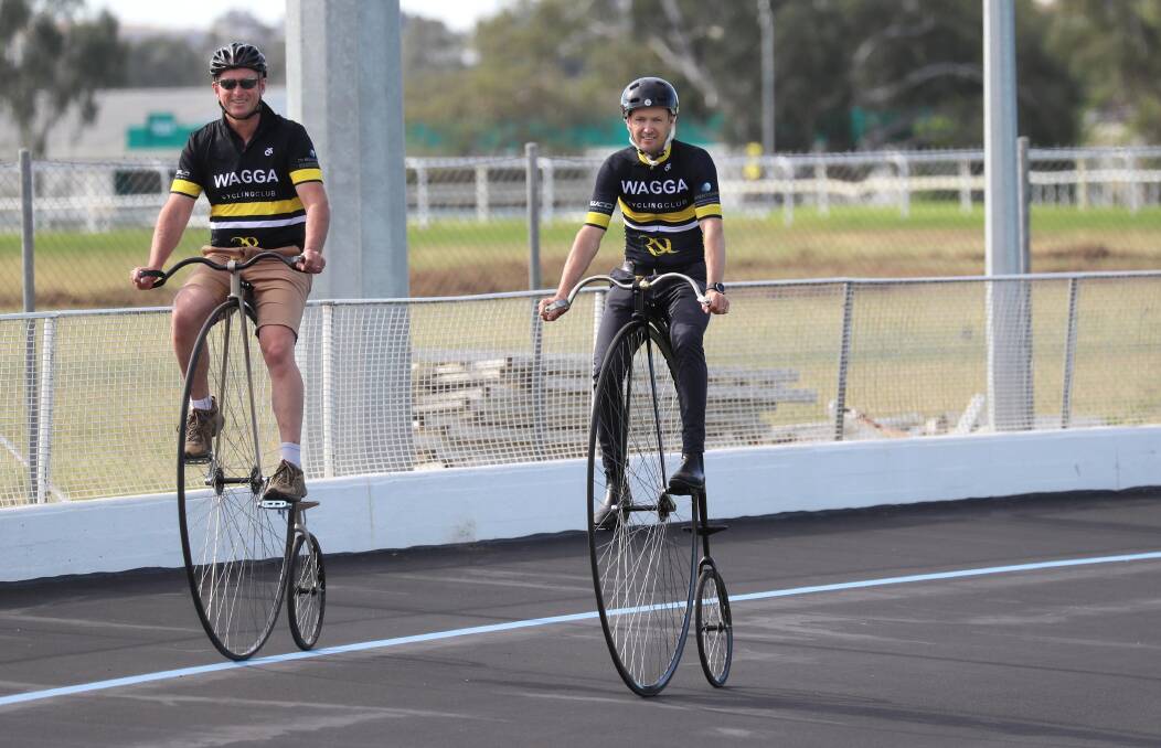 PRACTICE: Steve McMullen and Adrian Hamilton test their wheels out at the Wagga track on Thursday. Picture: Les Smith
