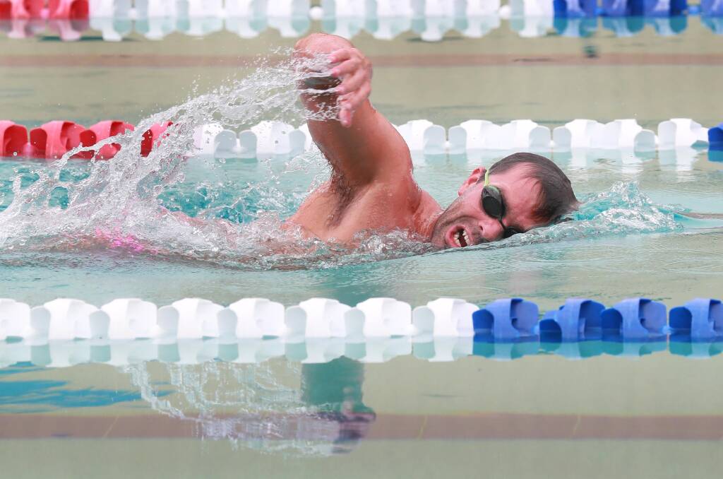 Ryan Robertson puts in the hard yards at Oasis Regional Aquatic Centre during the week. Picture: Les Smith