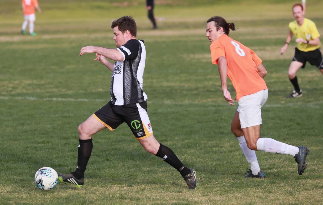 Matt Menser goes on the attack for Wagga City Wanderers on Saturday. Picture: Les Smith