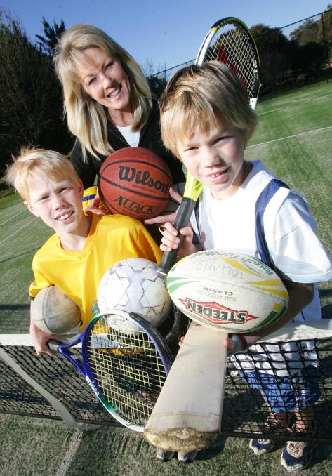 Maryanne Himmelberg with sons Elliott and Harry back in 2007.