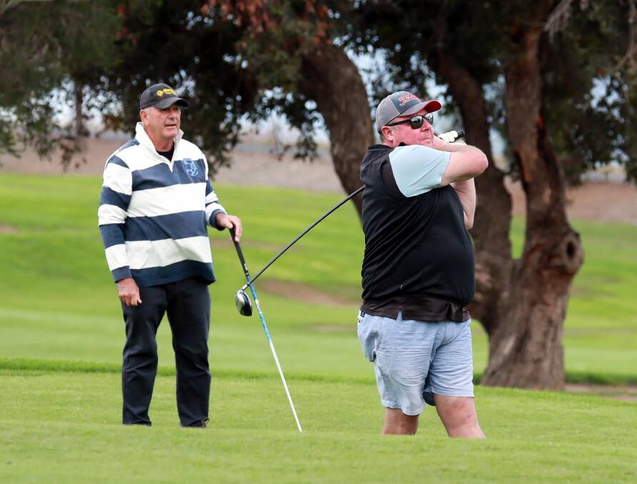 Craig Staines tees off from the first hole at Wagga Country Club last month.