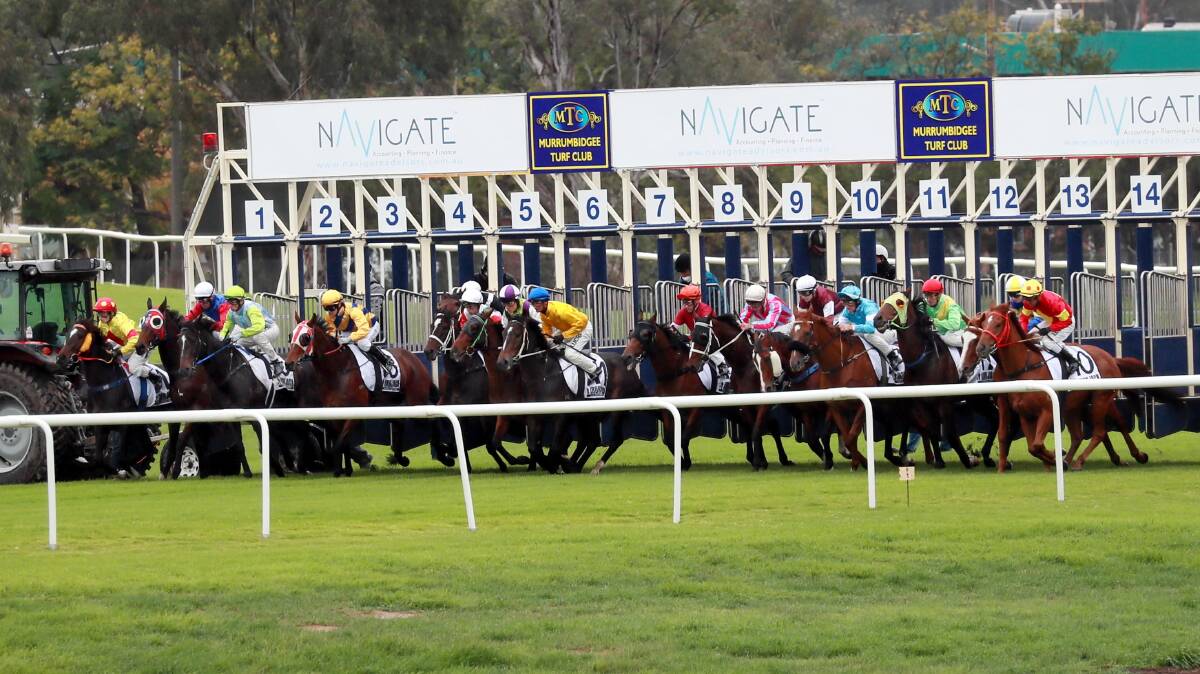 The gates crash back in an early race on Wagga Gold Cup day. Picture: Les Smith
