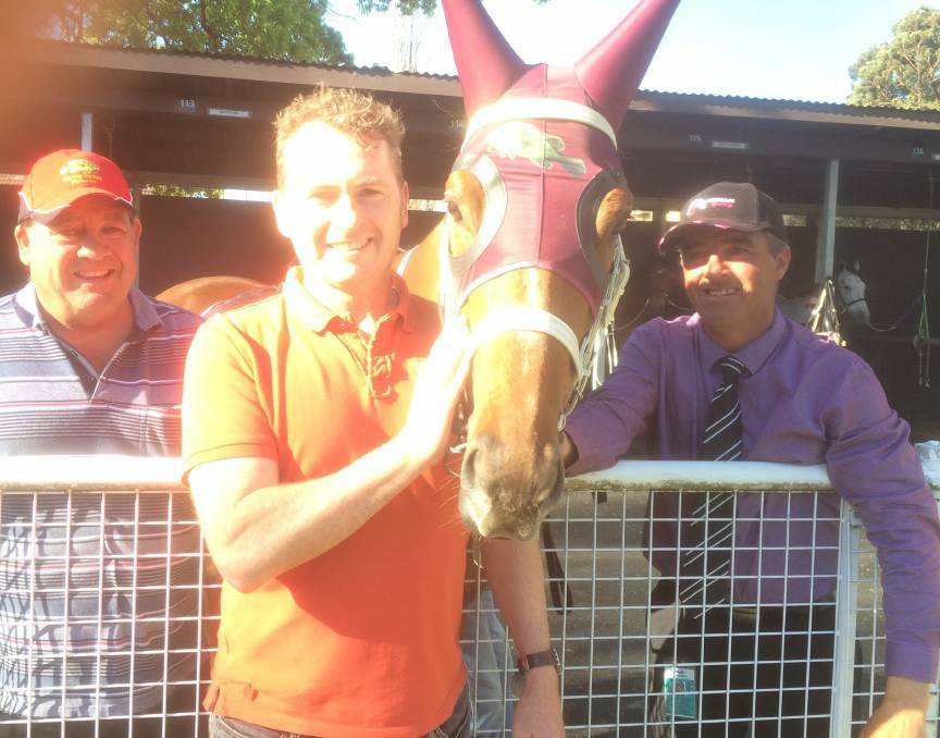O' So Hazy with slot holder Eamon Gormley, owner Noel Penfold (left) and Scott Spackman (right) at Warwick Farm last week. 