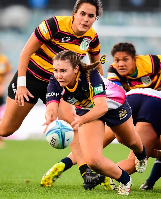 WAGGA GIRL: Jane Garraway in action for the ACT Brumbies Super W team against Western Force last month.