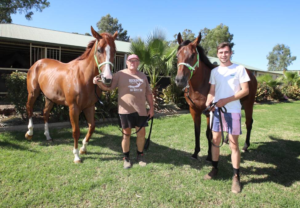 READY TO GO: Forever Newyork with Ian Kennedy
and Tully Toff with Darrell Burnet ahead of Saturday's
SDRA Country Championships Qualifier in Albury.
Picture: Les Smith