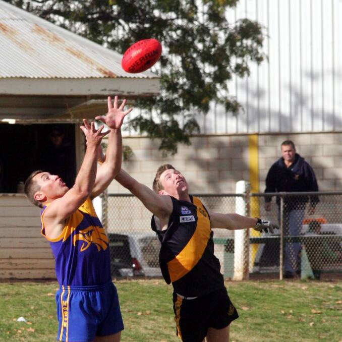 Peter Green in action for Narrandera towards the end of his playing career. Picture by Kieren L Tilly