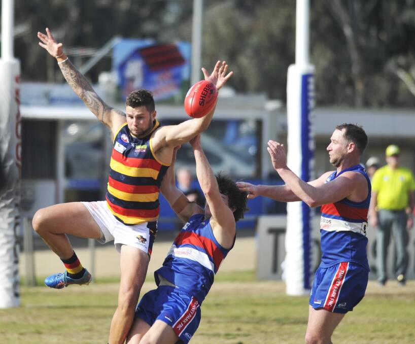 Daniel Muir in action for the Crows during the 2018 season.