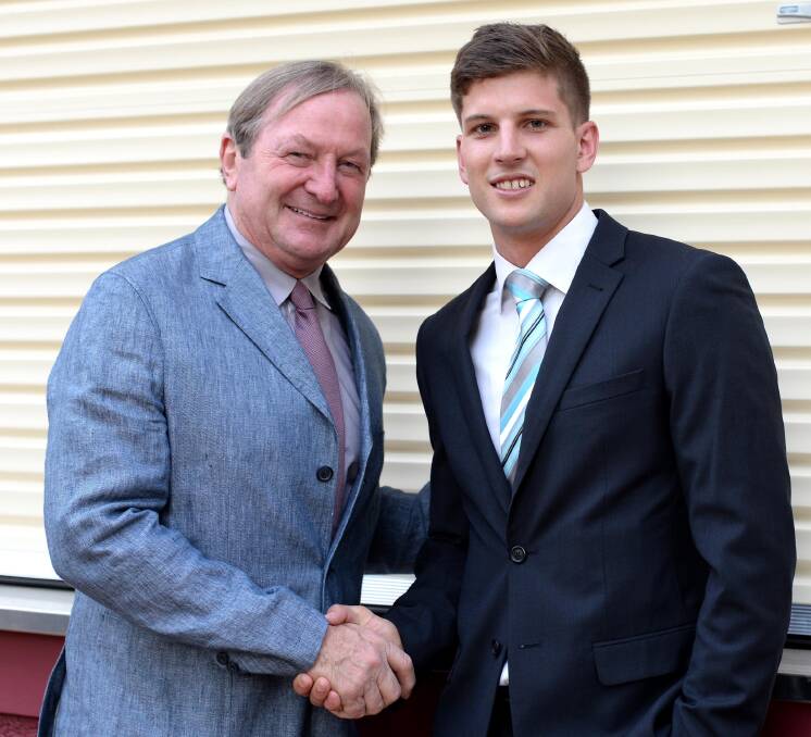 Luke Breust with Kevin Sheedy at the naming of the AFL Southern NSW Team of the Century back in 2015.