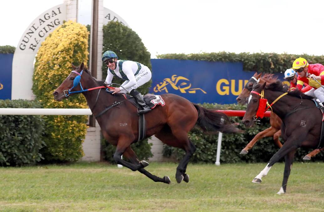 Maid Of Ore winning this year's Gundagai Cup. Picture: Les Smith